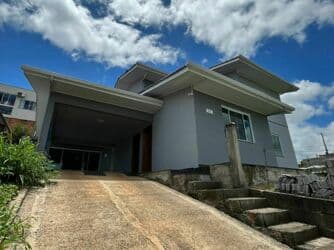 Casa para vender no bairro Vinhedo III, Videira - Santa Catarina