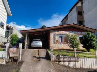 Casa para vender no bairro Marafon, Videira - Santa Catarina